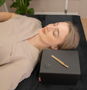 Organizer magnetyczny półka na poduszkę do stylizacji rzęs - Studio Bay